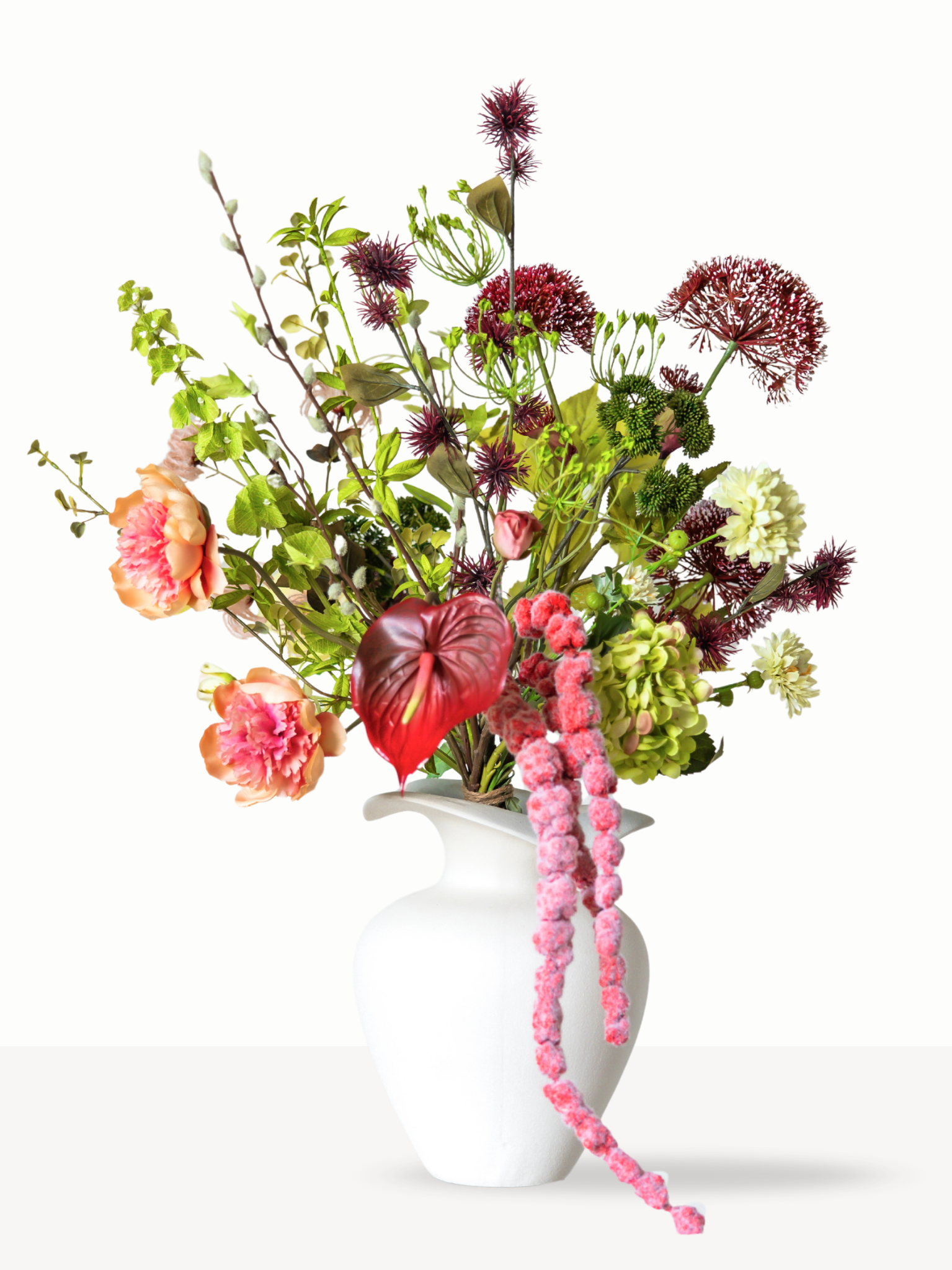 Luxe zijden boeket Romi met rode anthurium en groene details  - Blossig