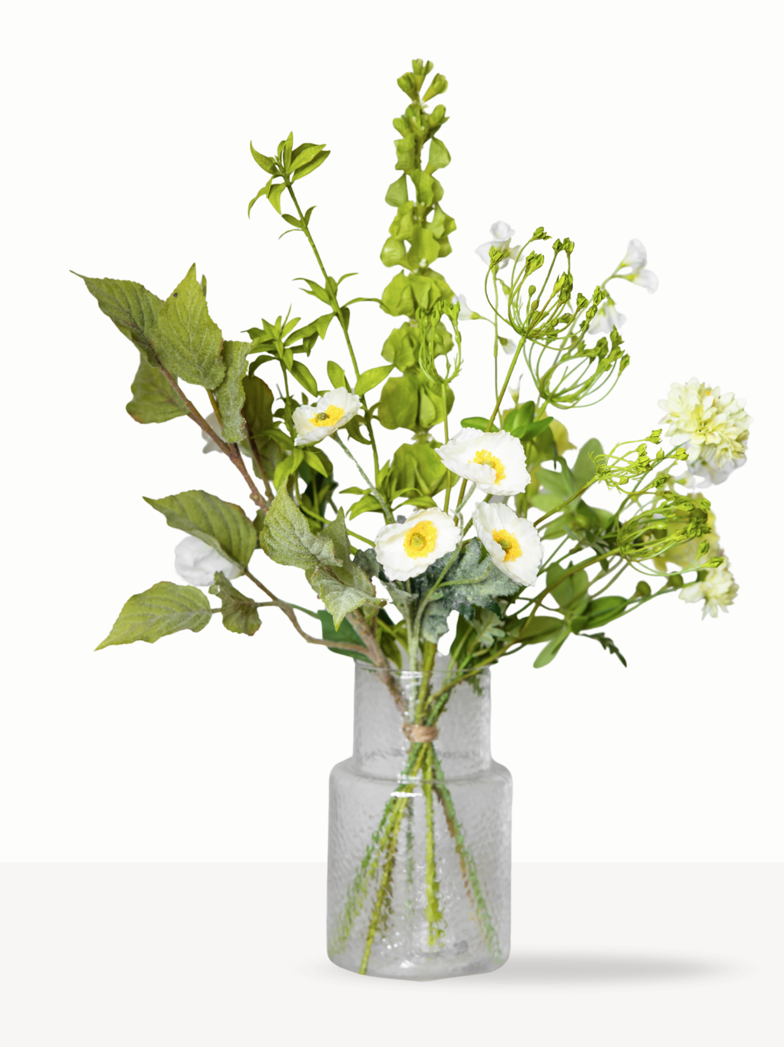 Groot zijden boeket Iris met witte poppy's en veel groen blad - Blossig